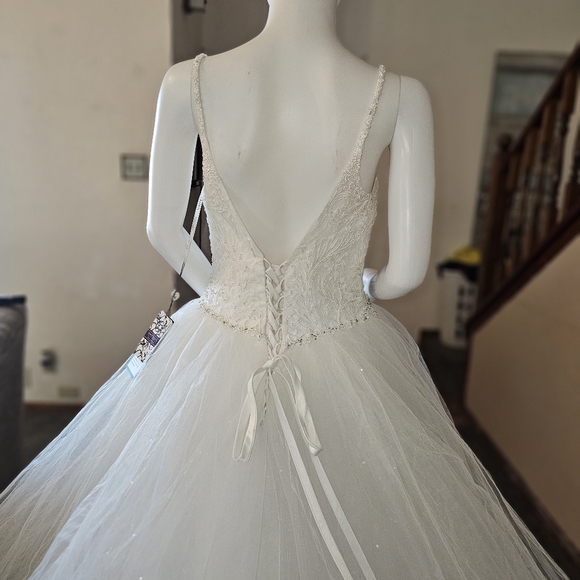 Lovely wedding train dress L 412W organza ivory lace-up back court train sequins - Picture 5 of 12